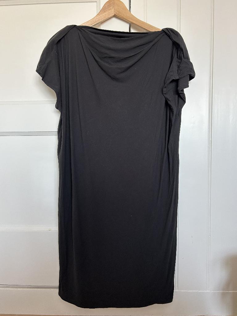 Jurk Nikkie - mt S, Zwart, Ophalen of Verzenden, Zo goed als nieuw, Nikkie