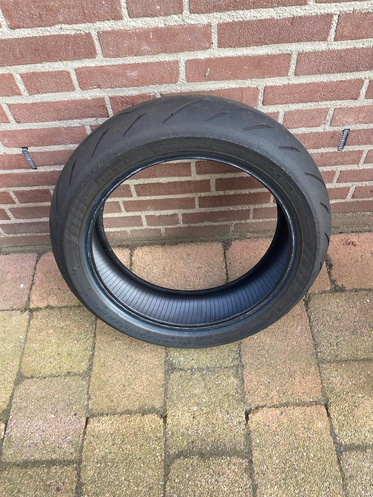 Pirelli diablo rosso IV 180-55-17 geplugd, Ophalen of Verzenden