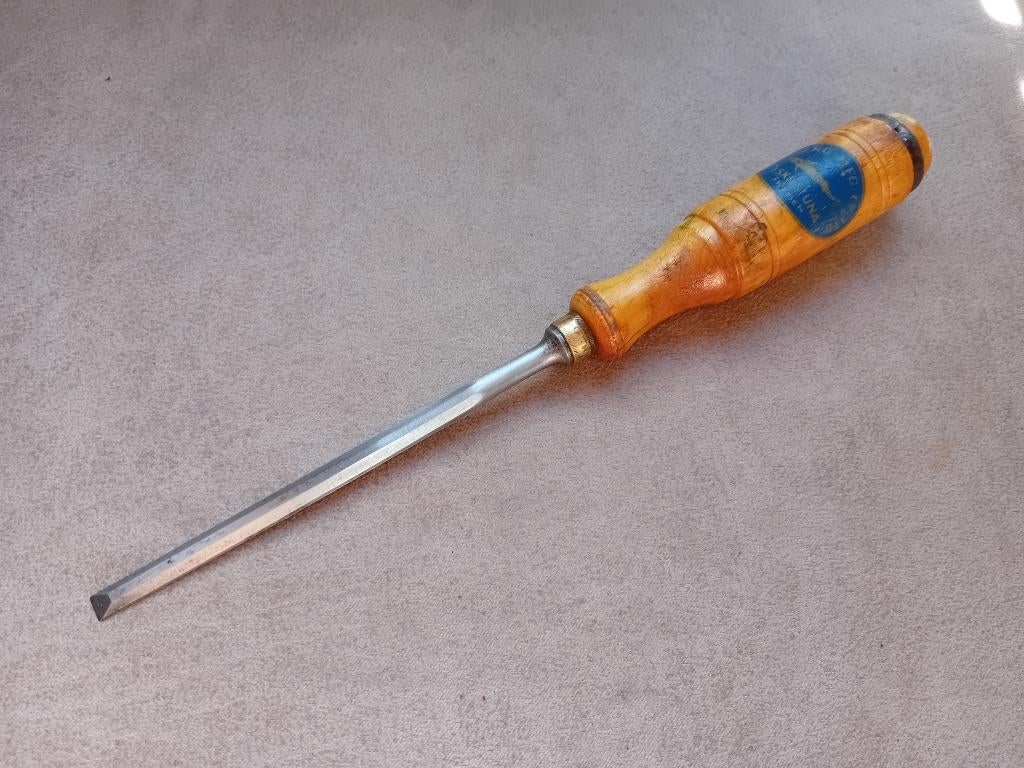 E.A berg beitel 6mm, Antiek en Kunst, Antiek | Gereedschap en Instrumenten, Ophalen of Verzenden