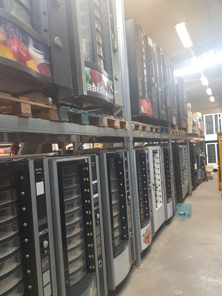 Boerderij automaten 2E PAASDAG GEOPEND, Ophalen