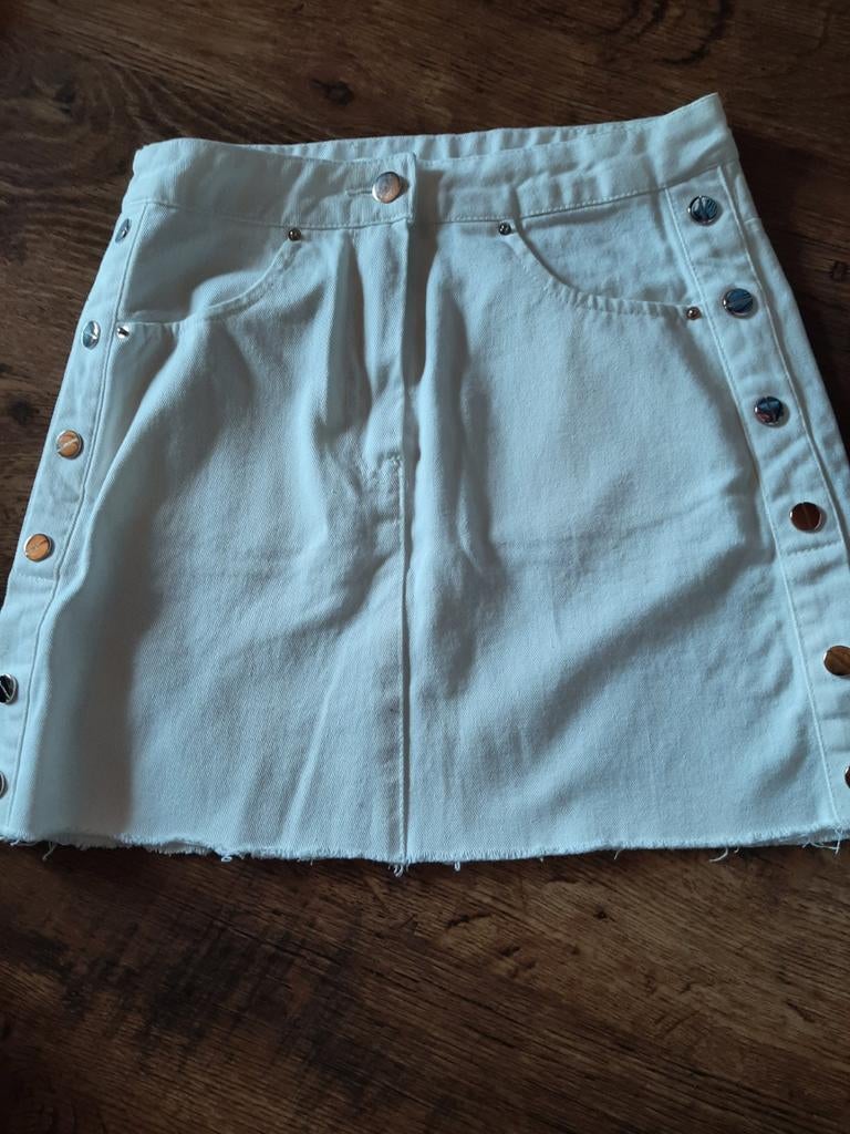 Wit spijkerrokje met zilveren knopen maat S, Wit, Nieuw, Ophalen of Verzenden, Maat 36 (S)