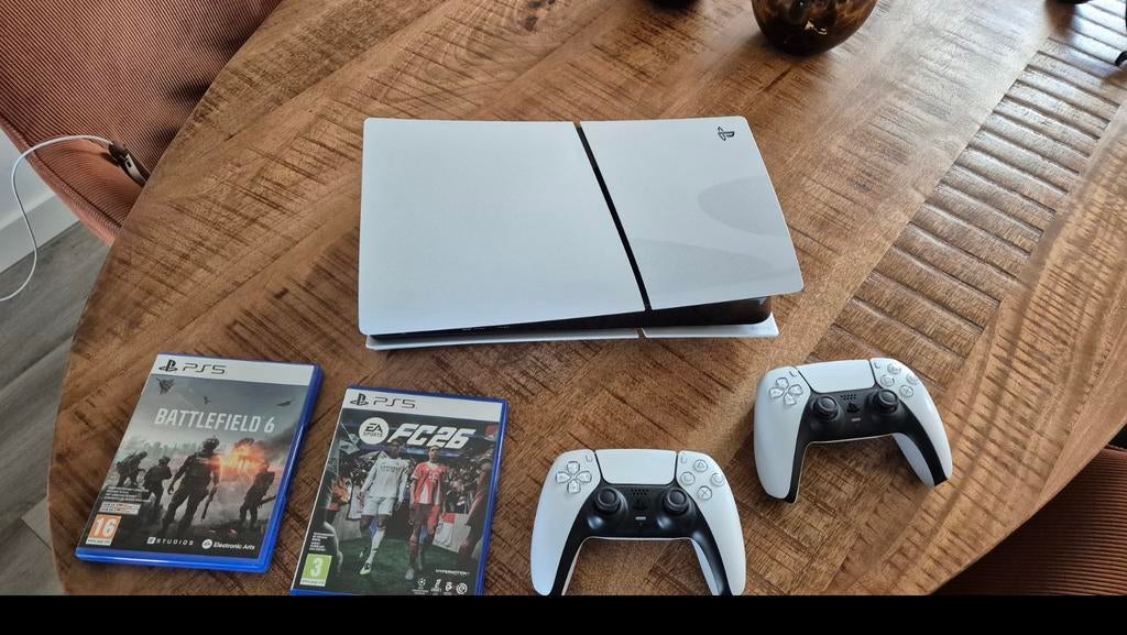 SONY PlayStation 5 Disk Edition + 2 DualSense Controllers, Ophalen of Verzenden, Zo goed als nieuw