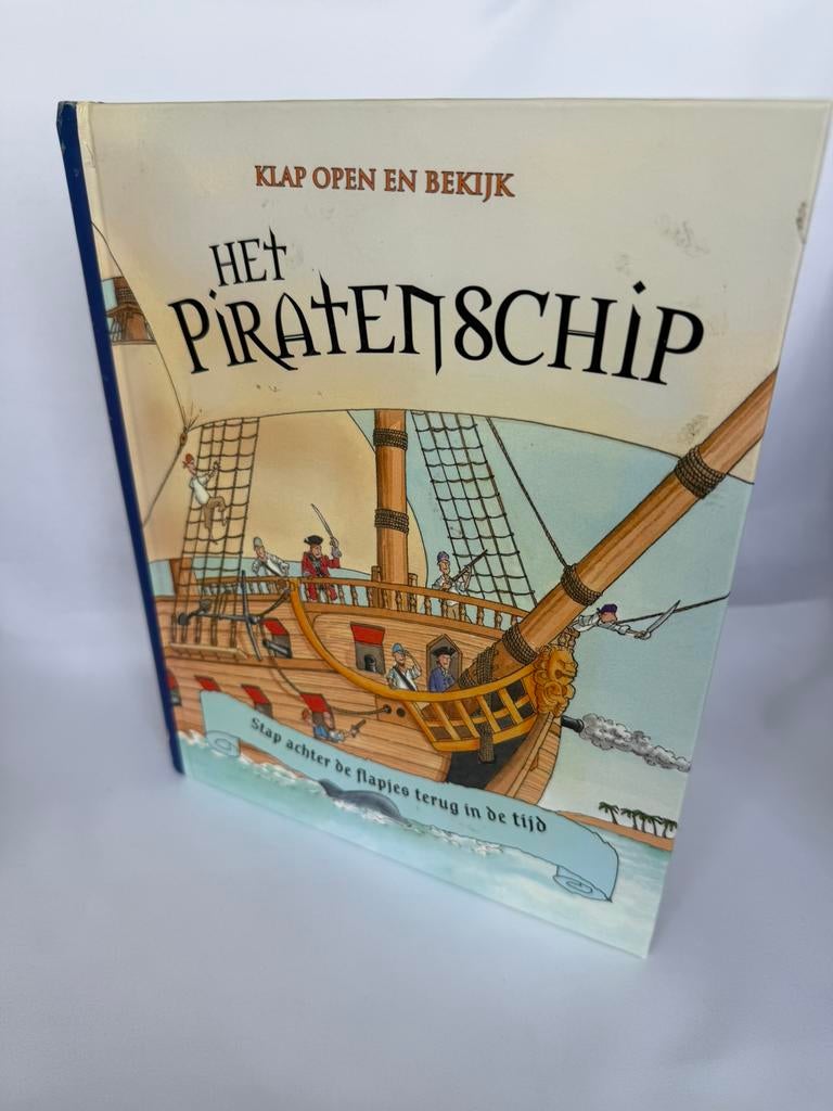 Het piratenschip, klap open en bekijk, flapjesboek, Boeken, Ophalen of Verzenden, Gelezen, Fictie algemeen