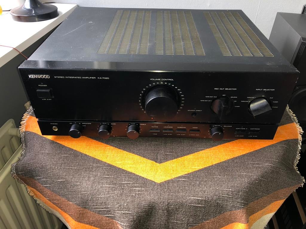 Kenwood versterker, Audio, Tv en Foto, Versterkers en Receivers, Ophalen of Verzenden, Zo goed als nieuw, Overige merken