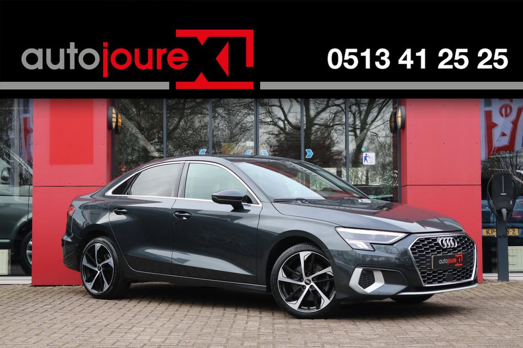Audi A3 Limousine 30 TFSI Business edition | Origineel NL |, Stof, Gebruikt, 23 km/l, Bedrijf