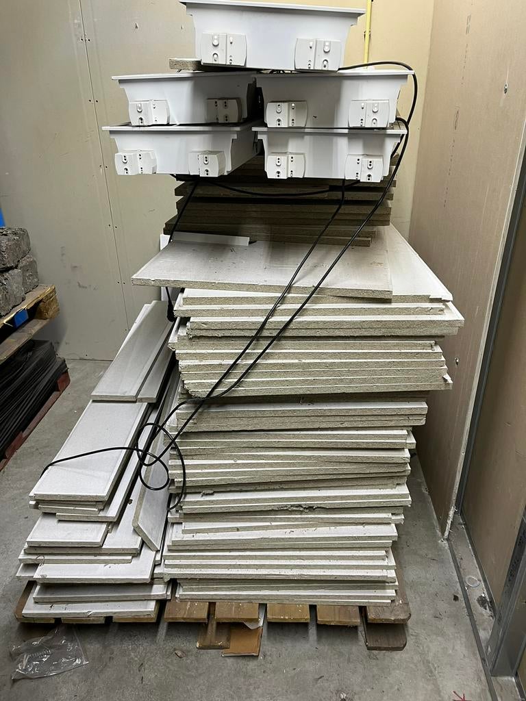 Systeem plafond platen met 5 tl balken omgebouwd naar led, Doe-het-zelf en Verbouw, Ophalen of Verzenden, Gebruikt