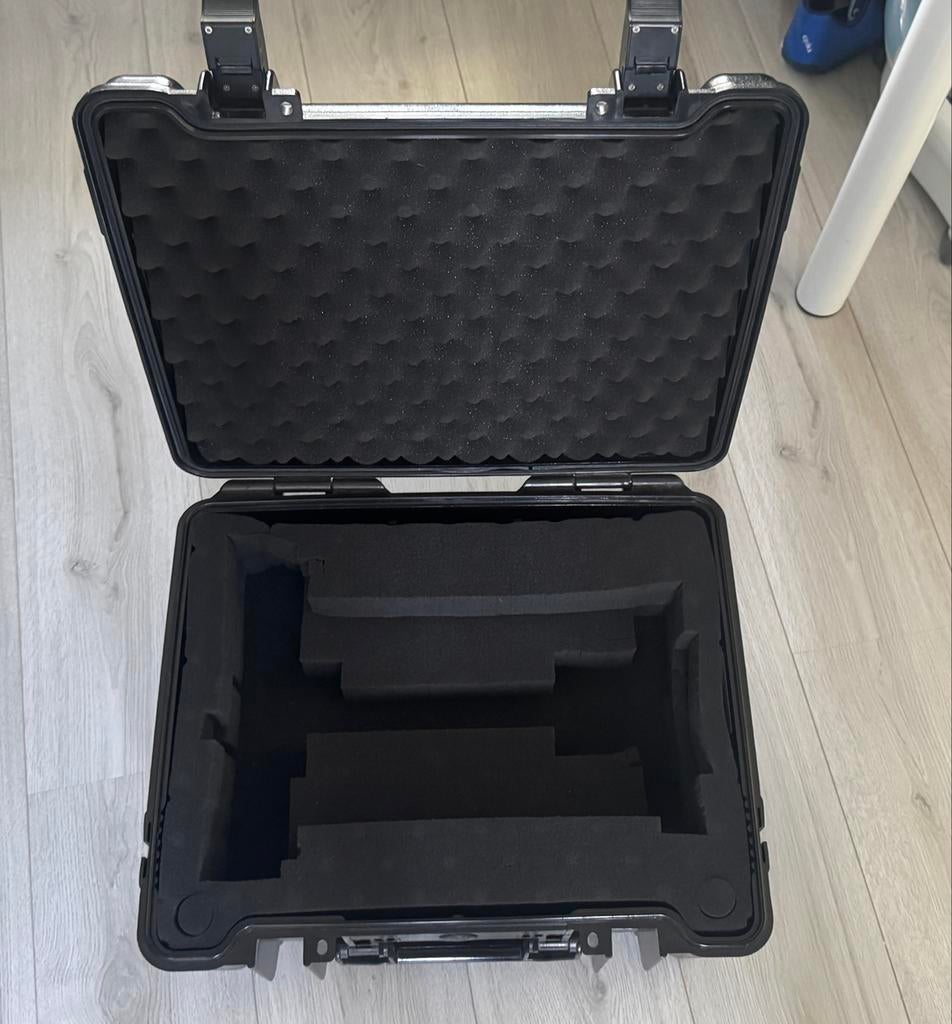 Peli Case Type 61 Outdoor Case - Robuuste Beschermkoffer, Gebruikt, 50 tot 60 cm, Hard kunststof, Slot