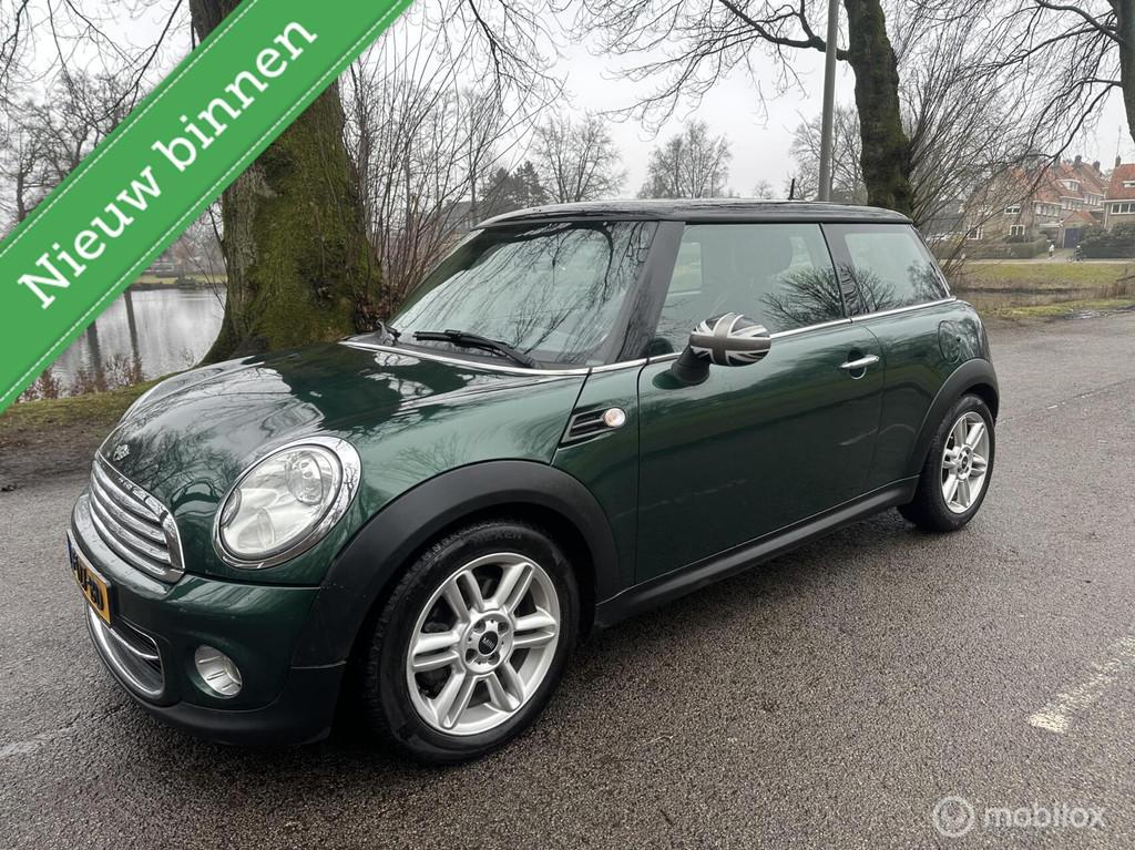 Mini Mini 1.6 Cooper AUTOMAAT PANO XENON LEER, Auto's, Mini, Gebruikt, 4 cilinders, 1095 kg, 4 stoelen