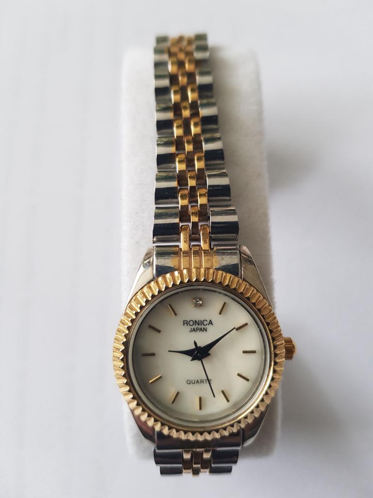 Ronica Geneva uit Japan 1980 dames horloge, Ophalen of Verzenden, Zo goed als nieuw, Staal, Overige merken