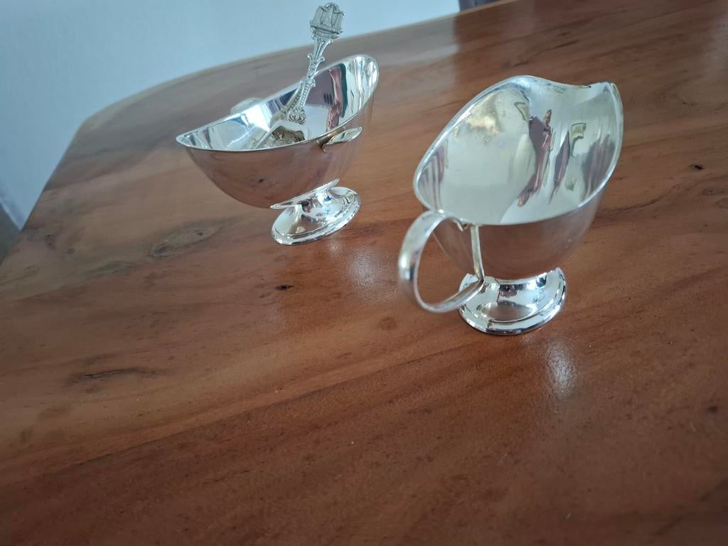 Verzilverd melkkannetje en suikerpotje met lepel, Ophalen of Verzenden