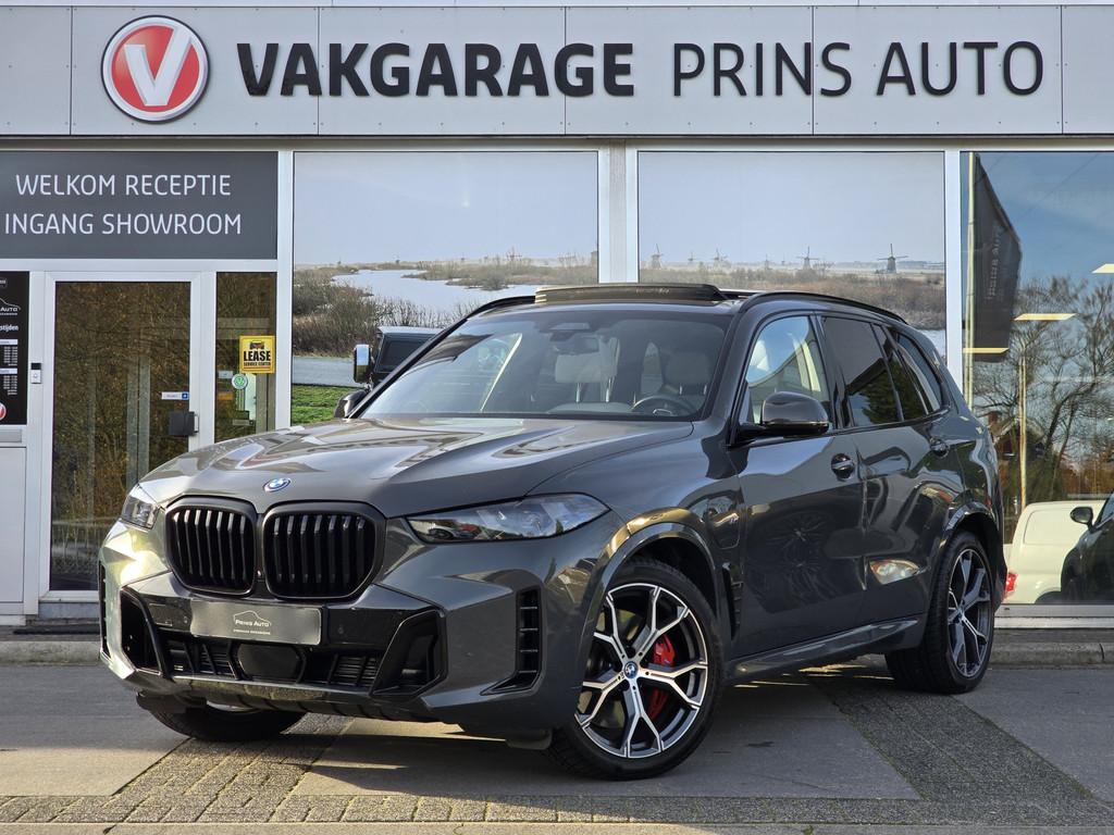 BMW X5 xDrive50e M Sport |PANO|SOFTCLOSE|HUD|STOELKOELING|H/, Gebruikt, 2395 kg, Bedrijf, 489 pk
