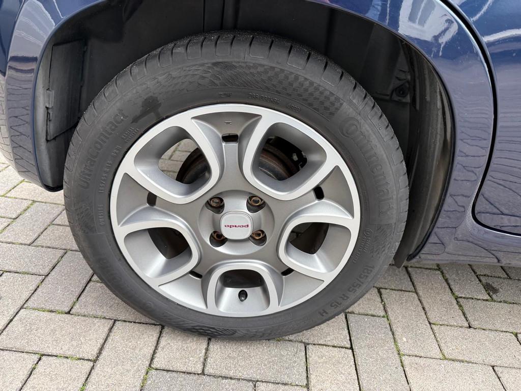 Fiat Panda Lounge 0.9 TWA | 3 persoons achterbank | Trekhaak, Voorwielaandrijving, Stof, Gebruikt, Panda