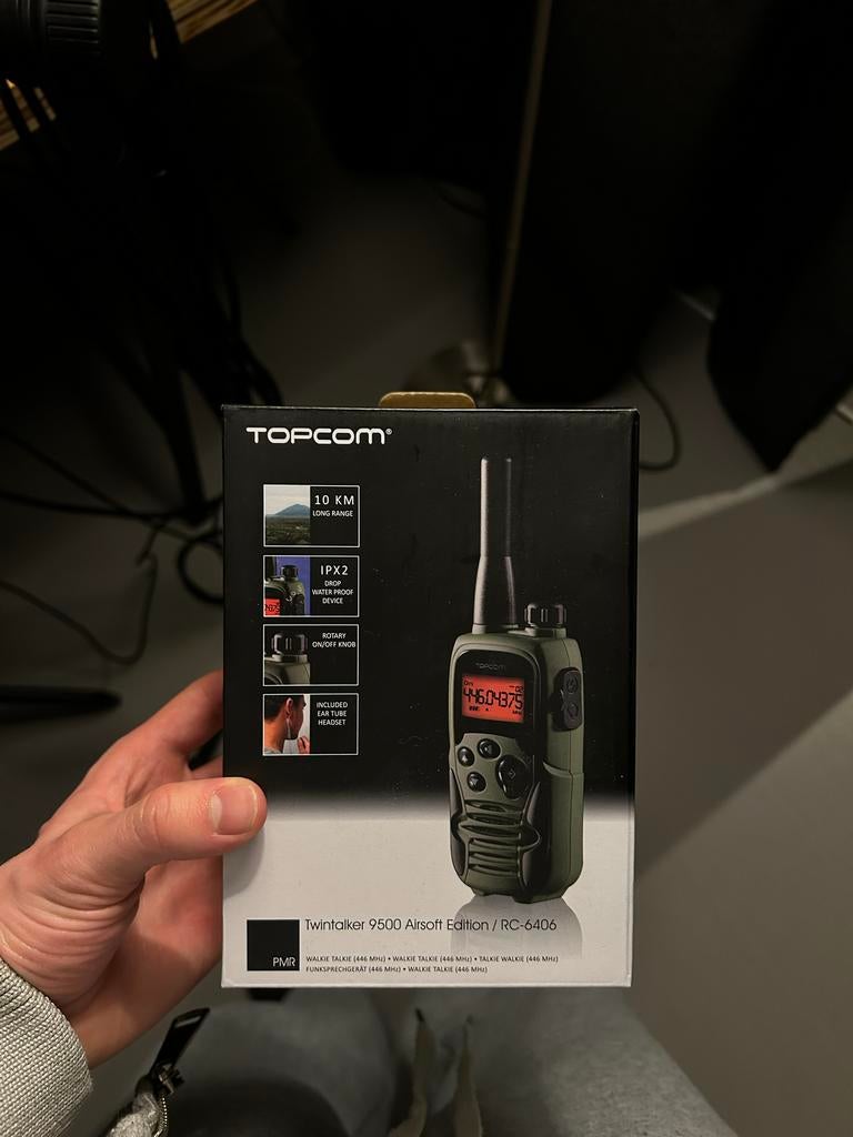 Topcom Twintalker 9500 Airsoft Edition met oortje, 5 tot 15 km, Ophalen of Verzenden, Zo goed als nieuw, Portofoon of Walkie-talkie