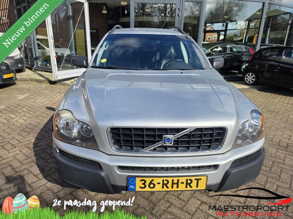 Volvo XC90 2.5 T Momentum 7 zitter, Gebruikt, Parkeersensor, 7 stoelen, 2521 cc