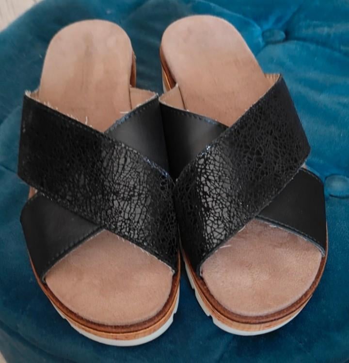 Zwarte Slippers Xcomfort maat 39, Kleding | Dames, Schoenen, Ophalen of Verzenden, Zo goed als nieuw