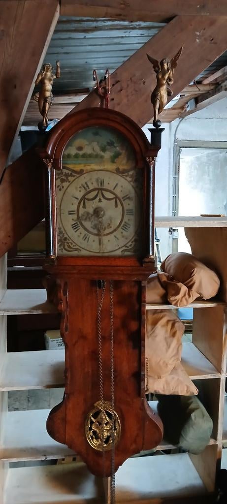 Friese staartklok, Ophalen