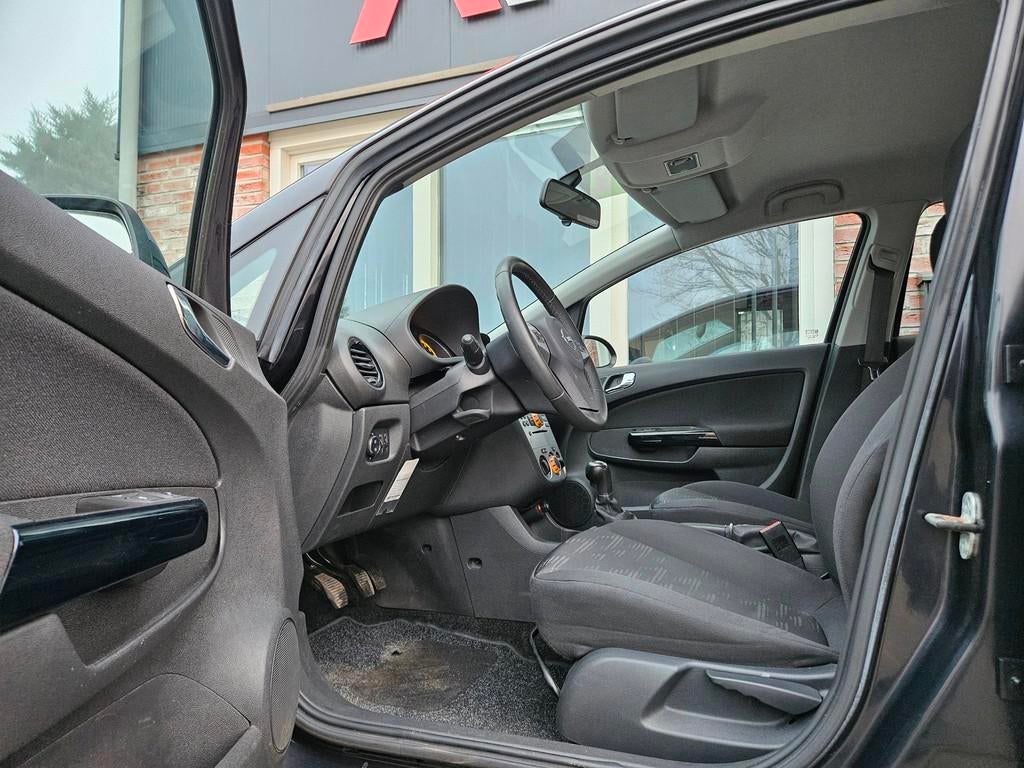 Opel Corsa 1.2-16V Cosmo Airco! Cruise Control! NAP! 5-Deurs, Voorwielaandrijving, Euro 5, Gebruikt, 4 cilinders
