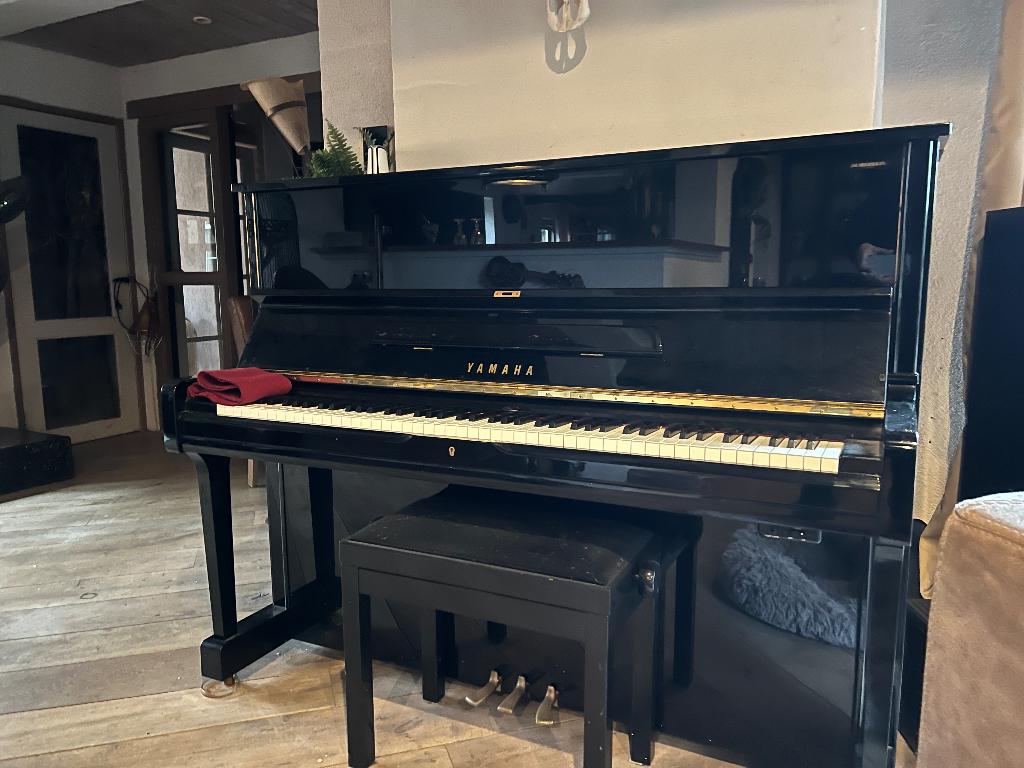 Prachtige Yamaha Disklavier MX100II XG – Zelfspelende piano, Ophalen, Zwart, Zo goed als nieuw, Piano