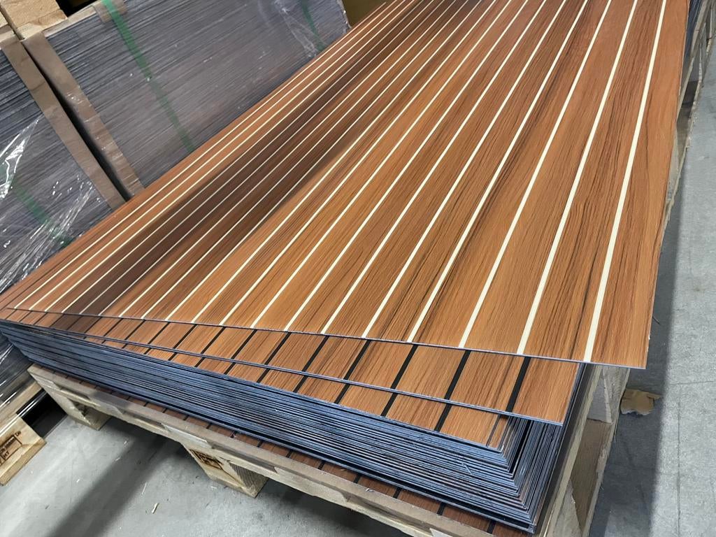 Maritiem teak platen voor elk bootinterieur, Ophalen, Nieuw, Zeilboot of Motorboot