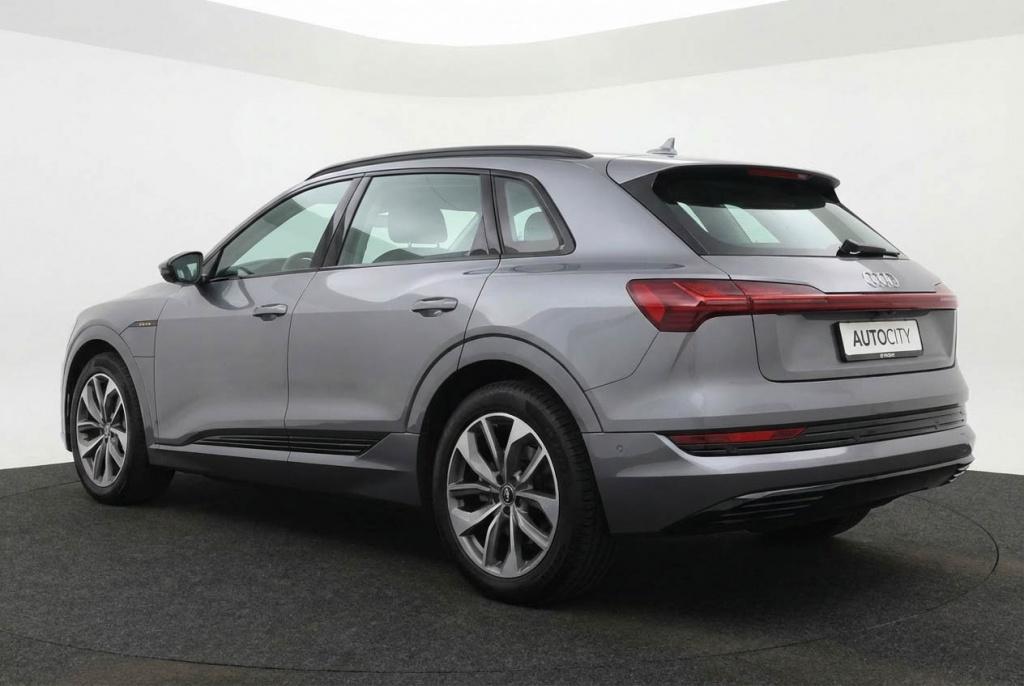 Audi e-tron 55 quattro Advanced Edition 95KWH 408pk, Automaat, 131 €/maand, 95 kWh, Origineel Nederlands
