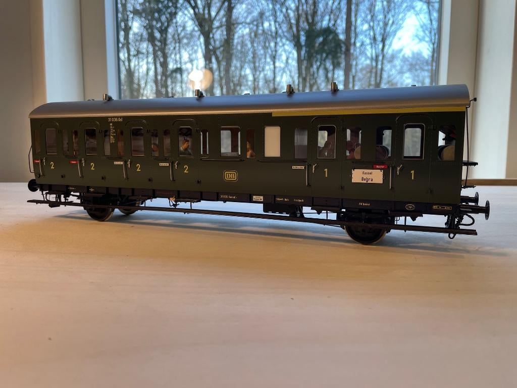 KM1 spoor 1 Einheits-Abteilwagen 1./2. Kl. Preiser Figuren, Hobby en Vrije tijd, Modeltreinen | Overige schalen, Gelijkstroom of Wisselstroom