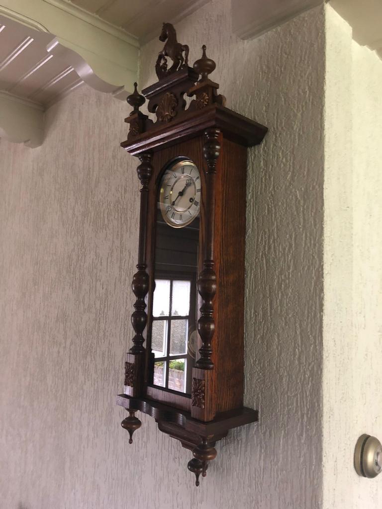 Antieke Klok, Ophalen