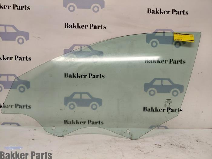 Portierruit 4Deurs links-voor van een Volvo V60, Auto-onderdelen, Ruiten en Toebehoren, Volvo, Gebruikt, 3 maanden garantie