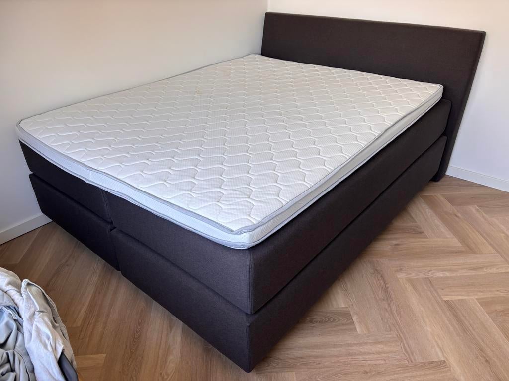 Swiss Sense boxspring 160x200cm, Ophalen, Zo goed als nieuw, Tweepersoons, 160 cm