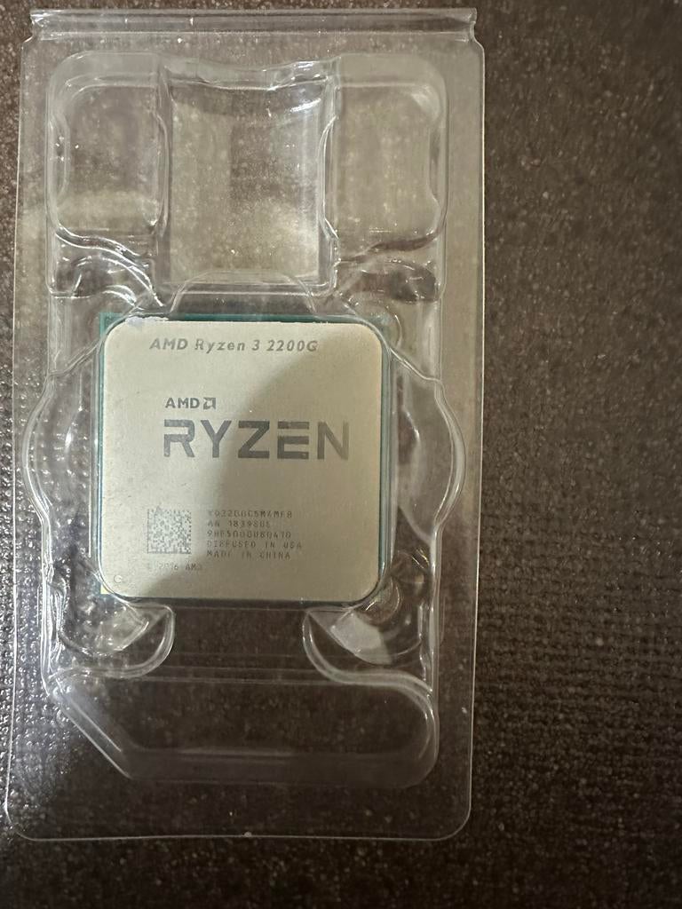 AMD Ryzen 3 2200G CPU - Processor met geïntegreerde GPU, Ophalen of Verzenden, Gebruikt, 4-core, 3 tot 4 Ghz