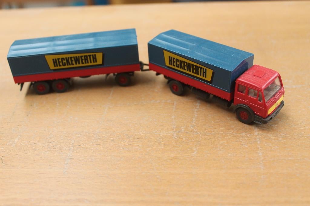 Wiking Mercedes NG 1632 vrachtwagen met aanhanger, Ophalen of Verzenden, Zo goed als nieuw, Bus of Vrachtwagen, Wiking