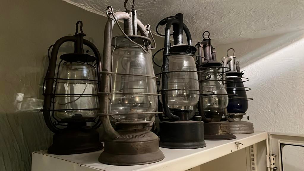 Partij van 16 oude olielampen, één koop, Antiek en Kunst, Antiek | Lampen, Ophalen