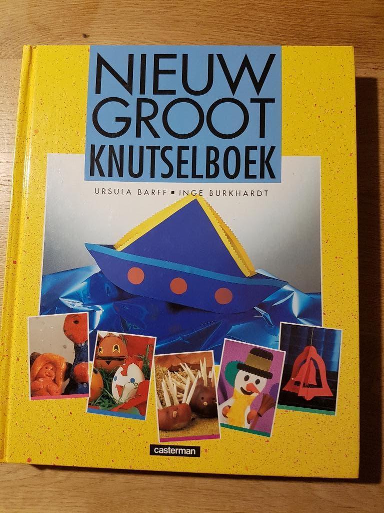 KNUTSELEN. HET GROOT KNUTSELBOEK., Ophalen of Verzenden, Gebruikt, Overige typen