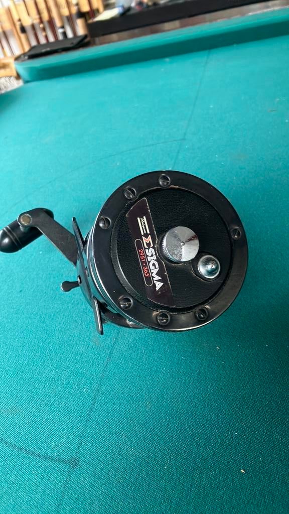 Shakespeare sigma reel, Watersport en Boten, Ophalen, Zo goed als nieuw, Molen