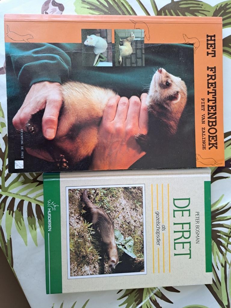 Fretten boeken, Ophalen, Honden