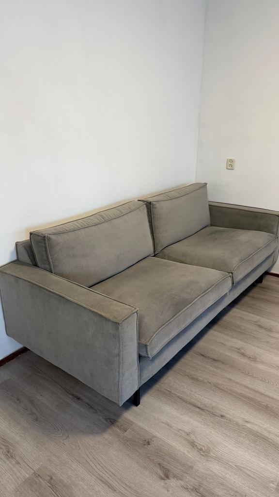 Grijze ribstof bank, Driepersoons, 75 tot 100 cm, Ophalen of Verzenden, Zo goed als nieuw