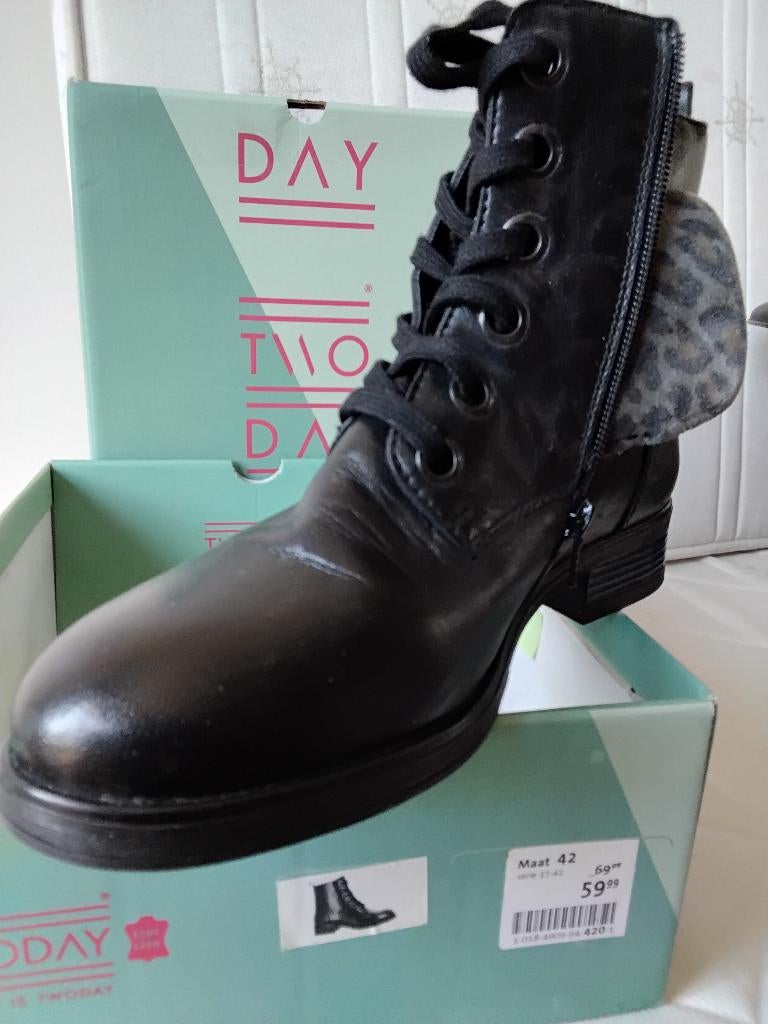 Enkellaarsjes maat 41, Two Day, Zwart, Lage of Enkellaarzen, Nieuw