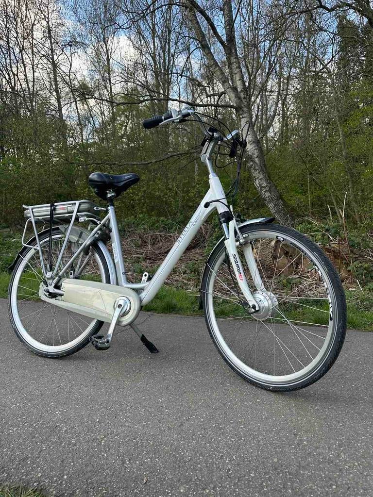 Elektrische fiets, Stella Verona mooie fiets!, Fietsen en Brommers, Elektrische fietsen, Zo goed als nieuw, 51 tot 55 cm, 50 km per accu of meer