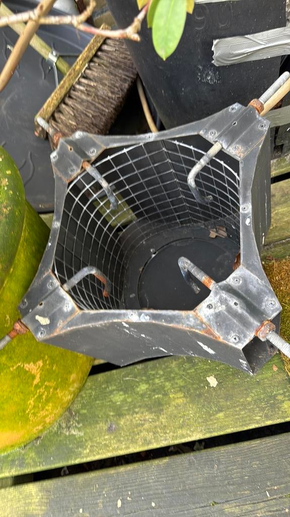 Schoorsteenkap, Ophalen, Zo goed als nieuw