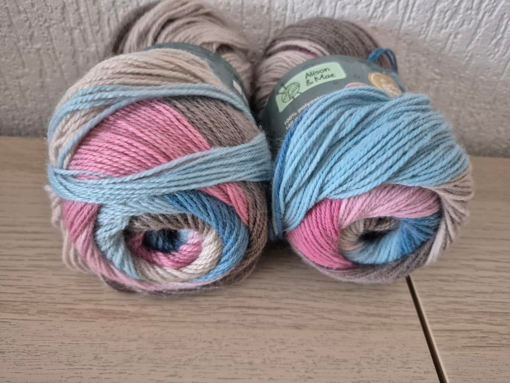 2 BOLLEN GAREN NIEUW, Ophalen, Nieuw, Breien of Haken, Wol of Garen