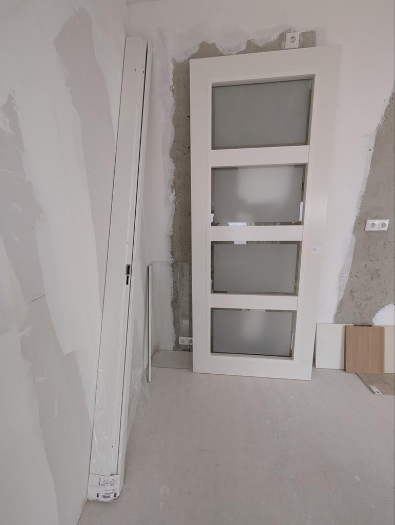 Svedex Connect CN08 binnendeur 93x211,5cm wit met glas, Doe-het-zelf en Verbouw, Deuren en Horren, Ophalen, 80 tot 100 cm, Binnendeur