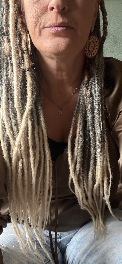 Dreadlocks, Sieraden, Tassen en Uiterlijk, Uiterlijk | Haarverzorging, Ophalen of Verzenden, Zo goed als nieuw, Pruik of Haarverlenging