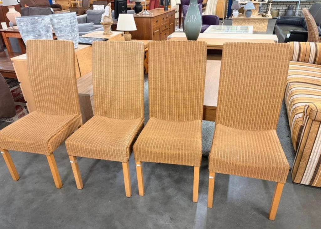 4 rotan stoelen, Gebruikt, Bruin, Riet of Rotan, Ophalen of Verzenden