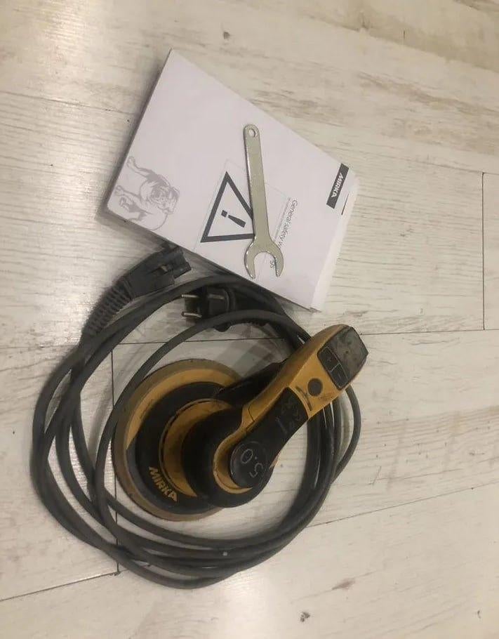 Mirka Deros 650 Schuurmachine, Ophalen of Verzenden, Gebruikt, Minder dan 600 watt, Bandschuurmachine