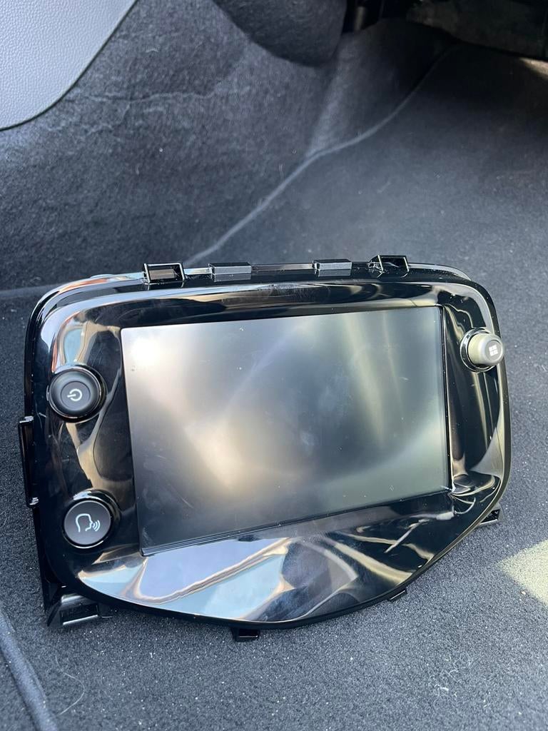 Orginele AYGO/108/C1 apple Carplay, DAB+ scherm, Ophalen of Verzenden, Zo goed als nieuw