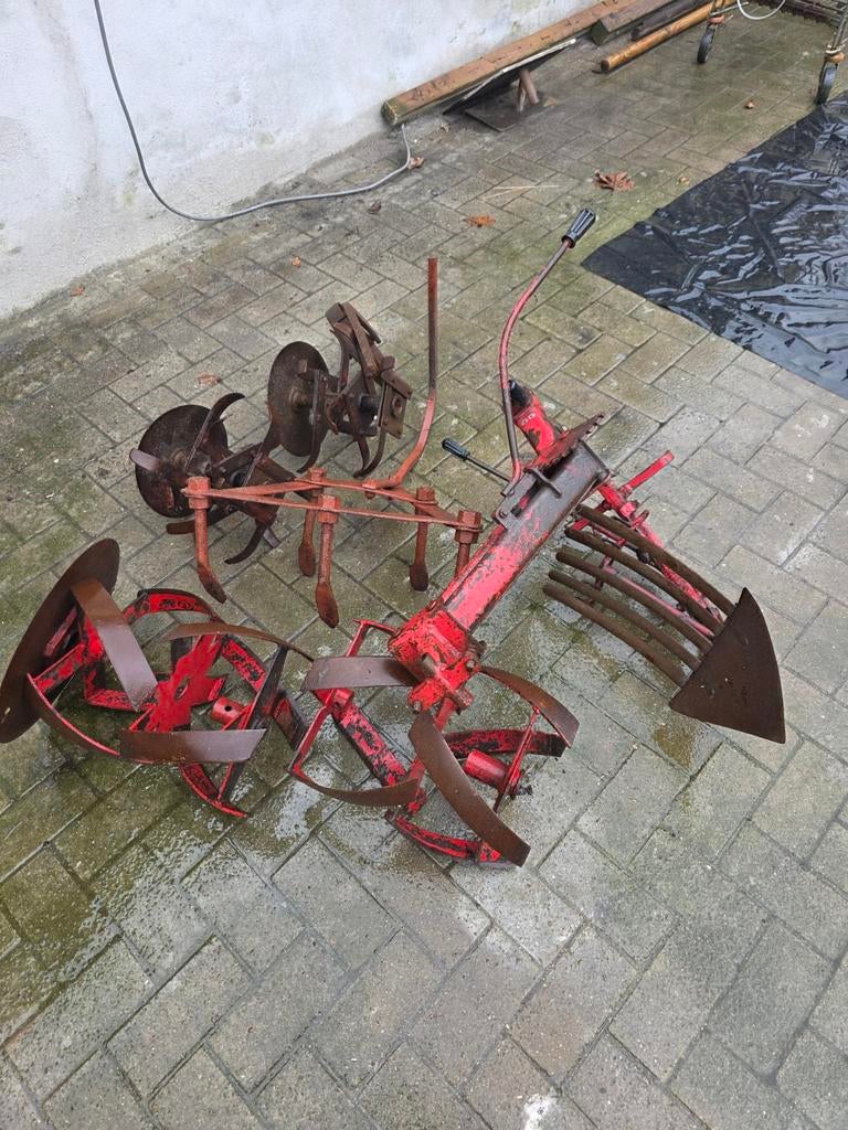 ploeg en frezen, Ophalen of Verzenden