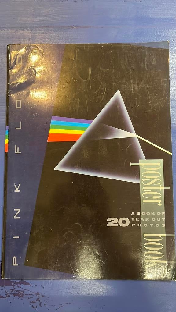 PINK FLOYD    Posterboek   1988, Ophalen of Verzenden, Gelezen, Artiest