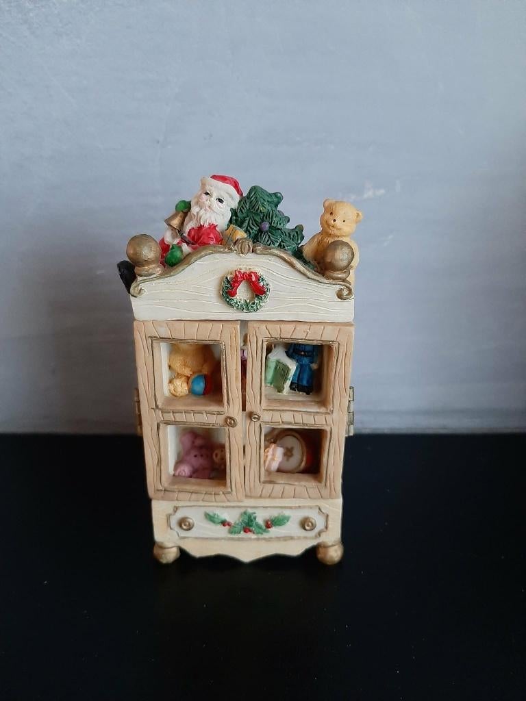 Schattig kastje met bovenop een kerstman!, Ophalen of Verzenden, Gebruikt