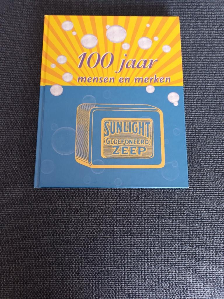 LEVER FABERGÉ - 100 jaar mensen en merken - met CD, Ophalen of Verzenden, Nieuw