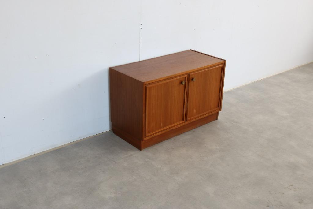 vintage sideboard | kastje | jaren 60 | Zweeds, Gebruikt, Teakhout, Timbeije@hotmail.com, Minder dan 100 cm