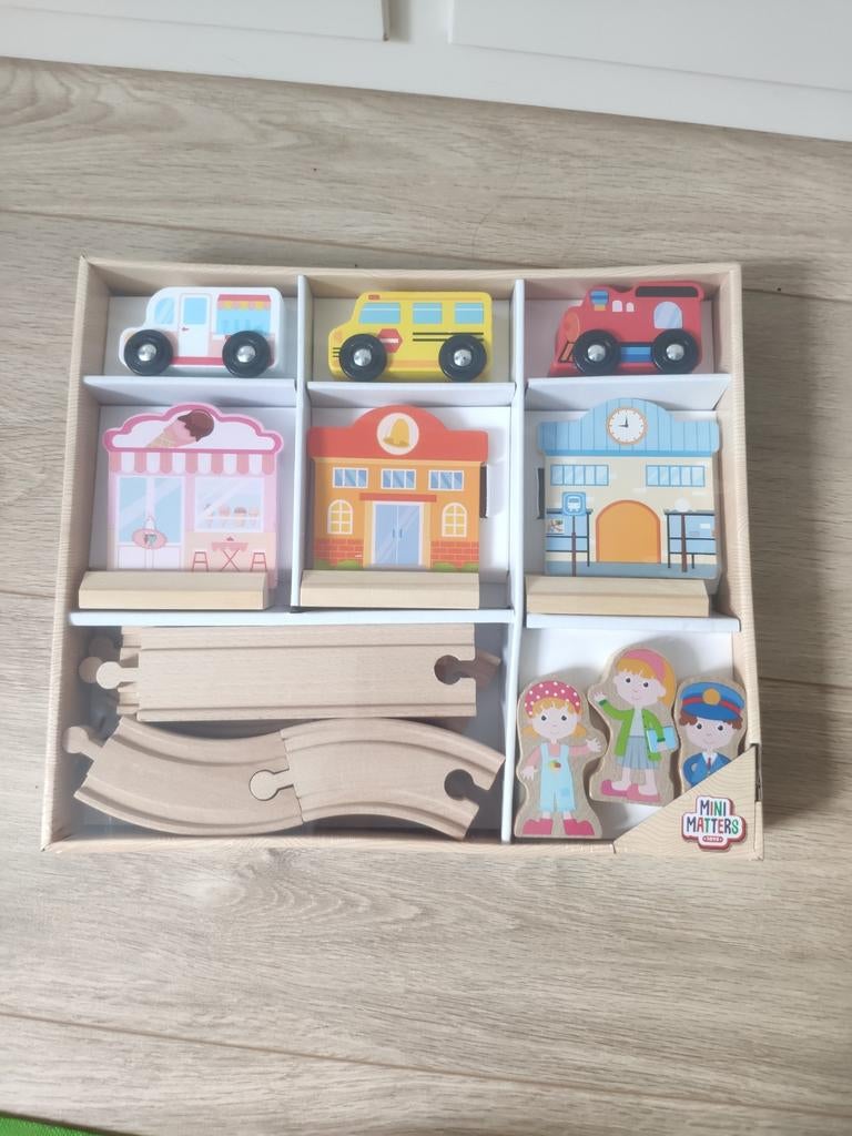 Mini matters houten autobaan set ijs school bus nieuw, Kinderen en Baby's, Speelgoed | Houten speelgoed, Ophalen of Verzenden